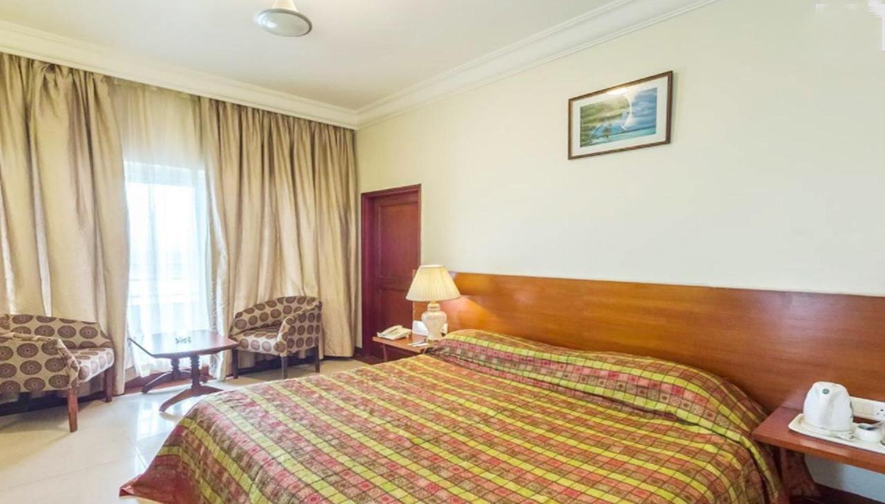 Rns Residency Sea View Hotel Māvalli Eksteriør billede
