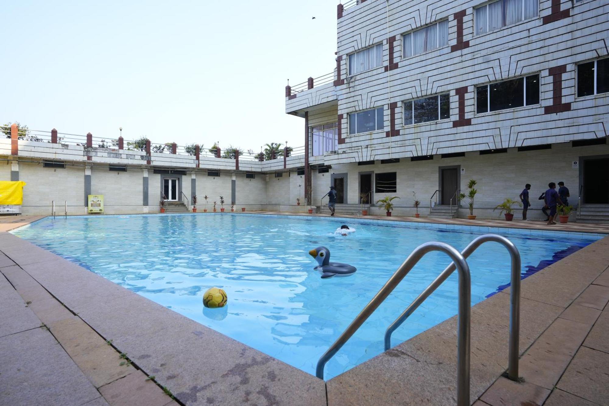 Rns Residency Sea View Hotel Māvalli Eksteriør billede